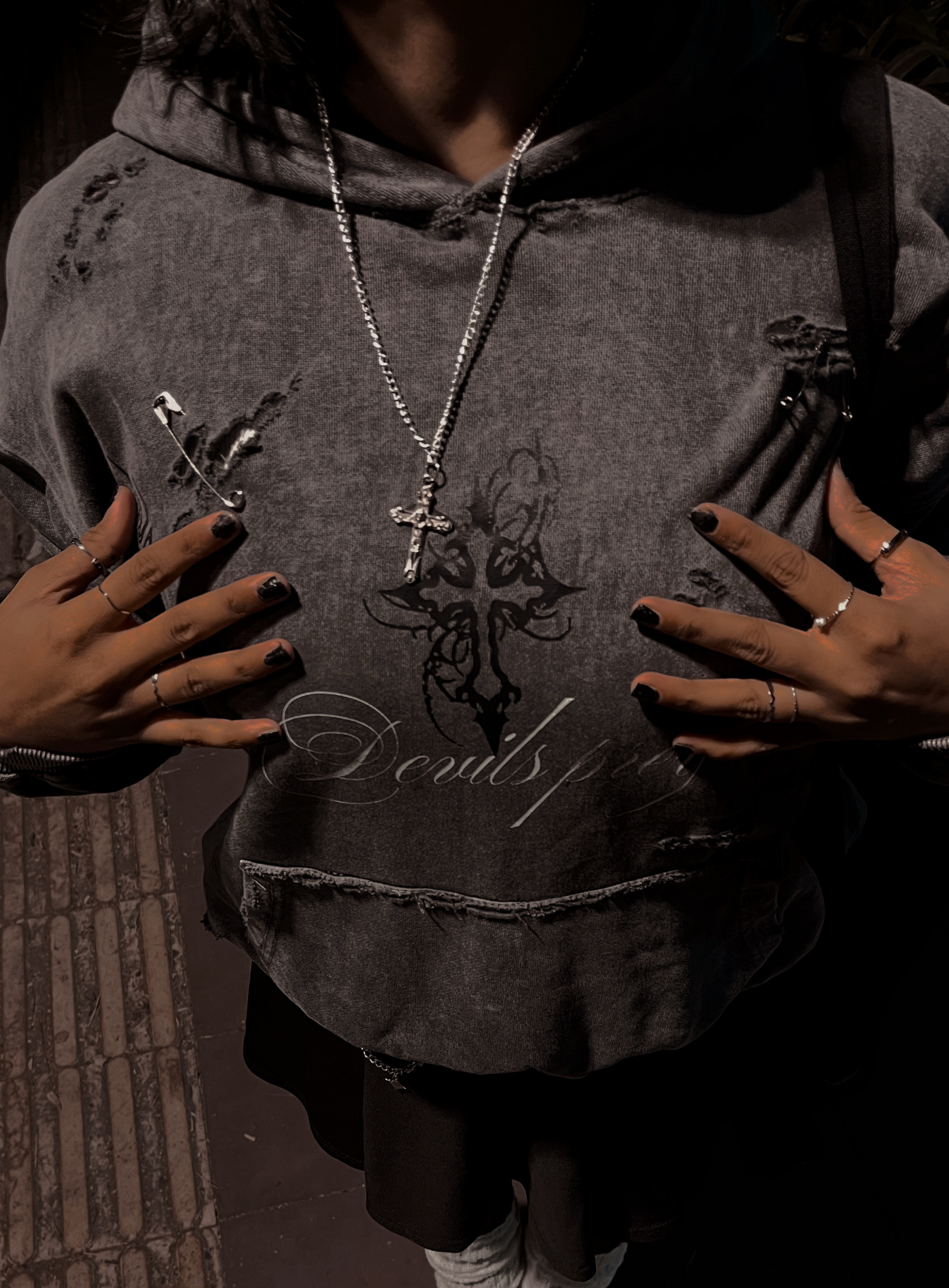 DEVIL'S PREY DISTRESSED - ACID WASH OVERSIZED HOODIE