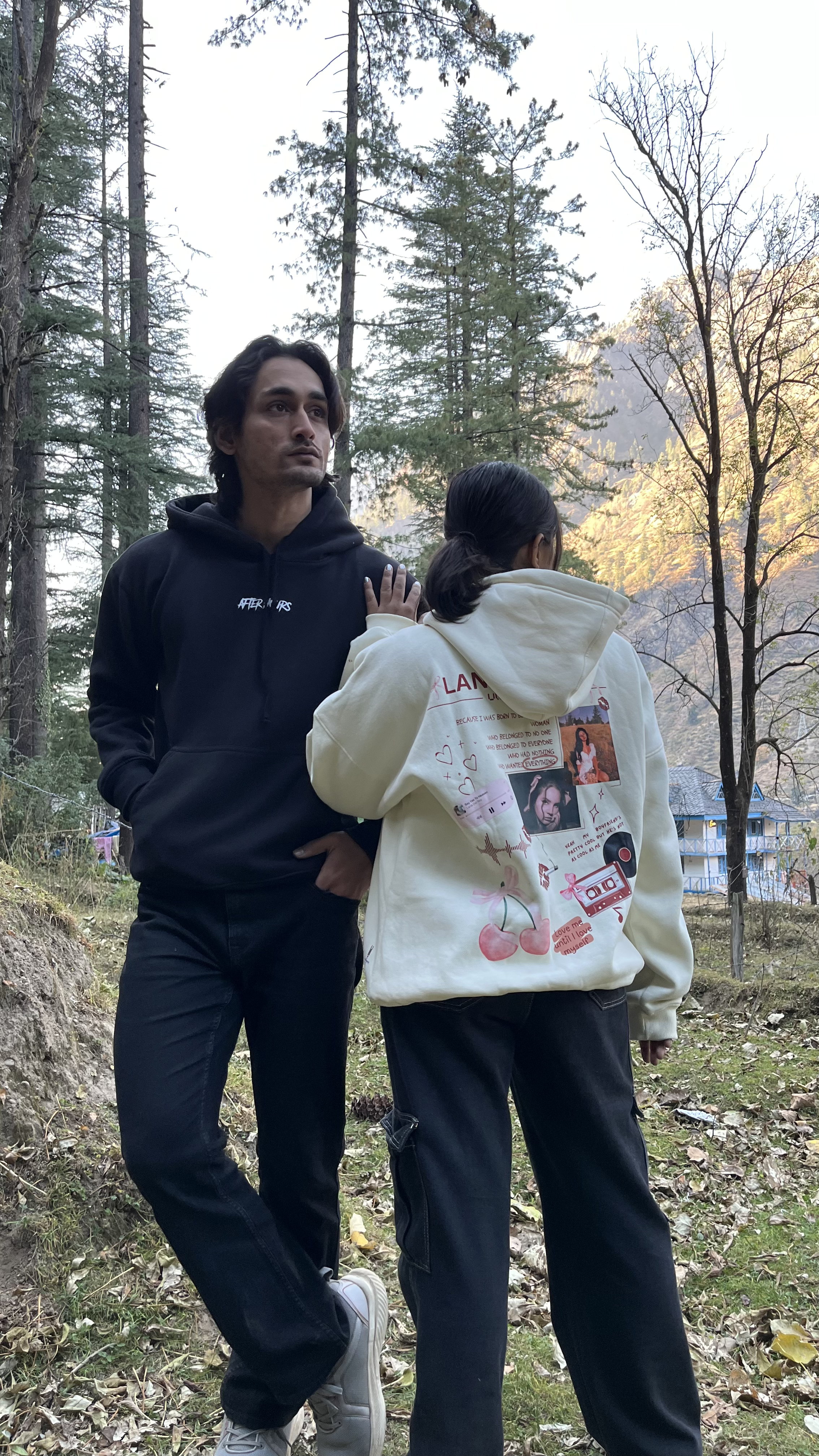 ULTRAVIOLENCE LDR - WHITE OVERSIZED HOODIE