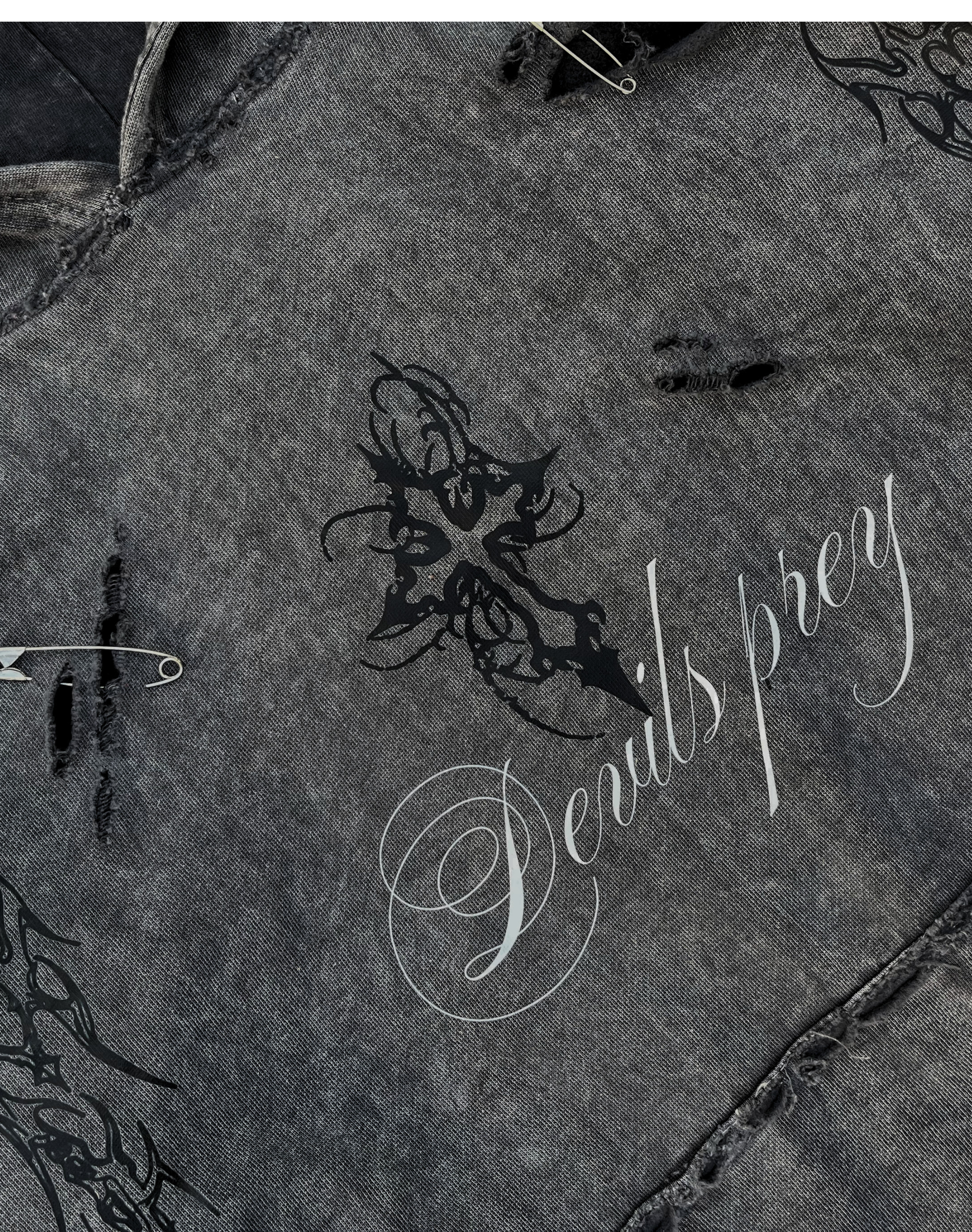 DEVIL'S PREY DISTRESSED - ACID WASH OVERSIZED HOODIE