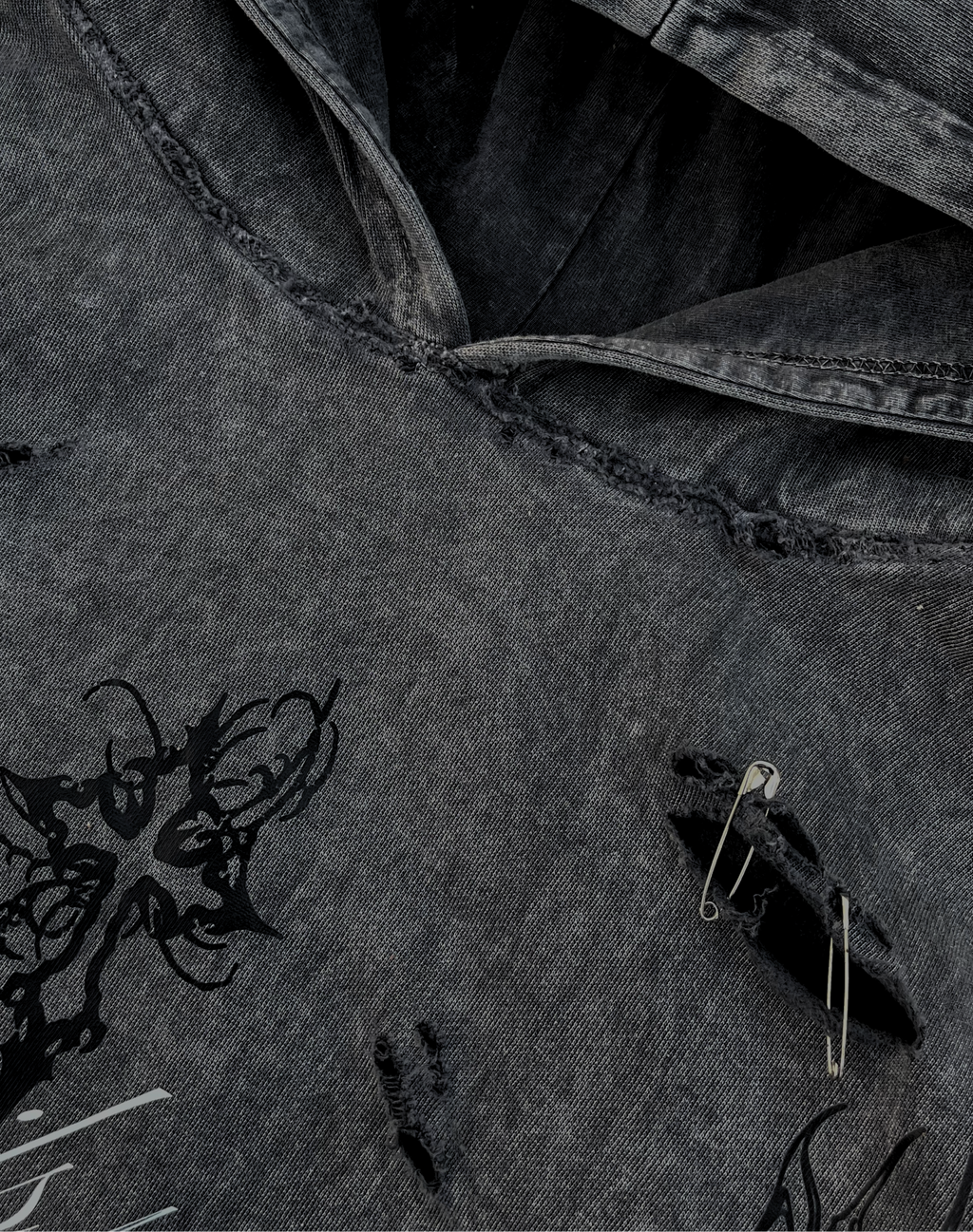 DEVIL'S PREY DISTRESSED - ACID WASH OVERSIZED HOODIE