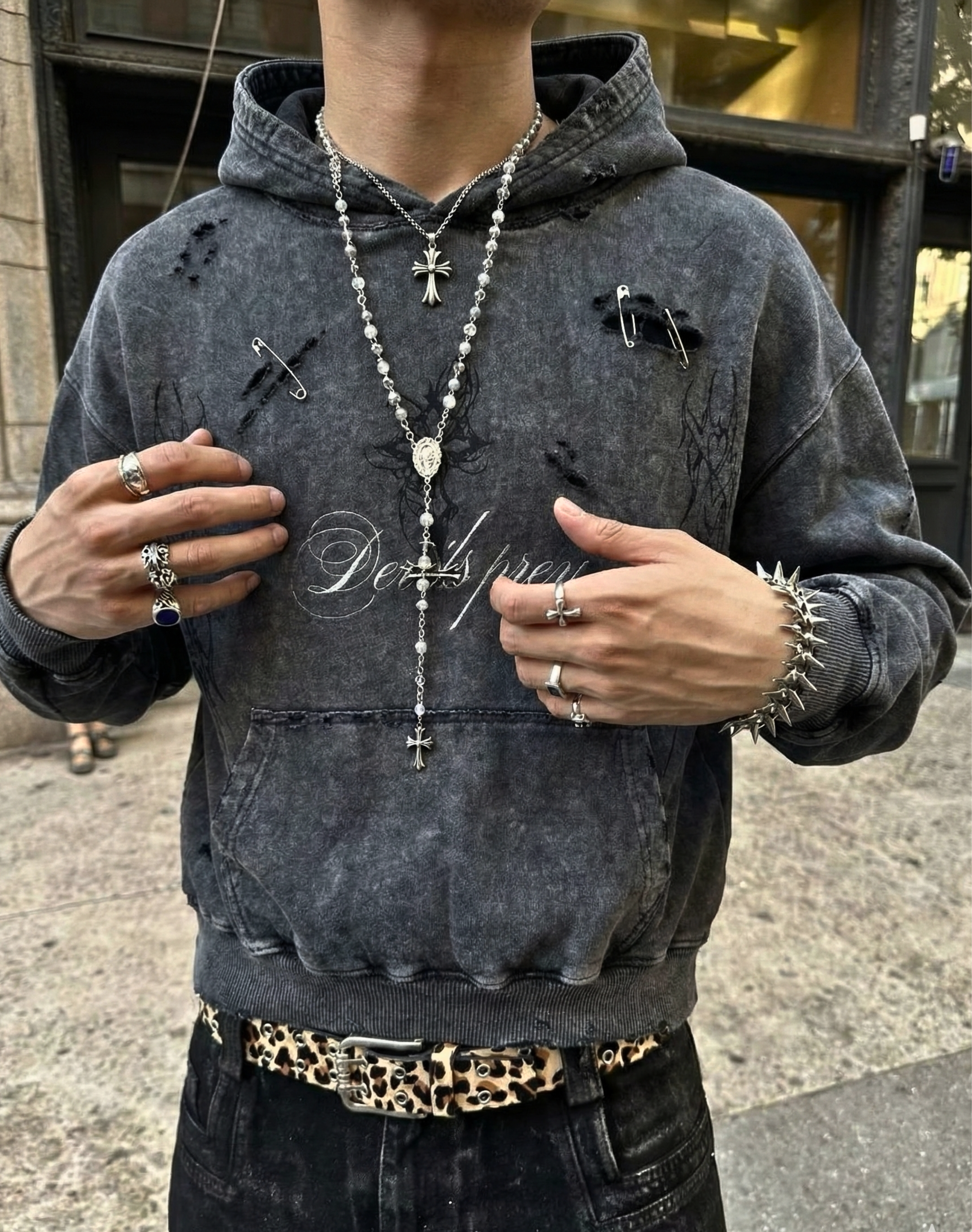 DEVIL'S PREY DISTRESSED - ACID WASH OVERSIZED HOODIE